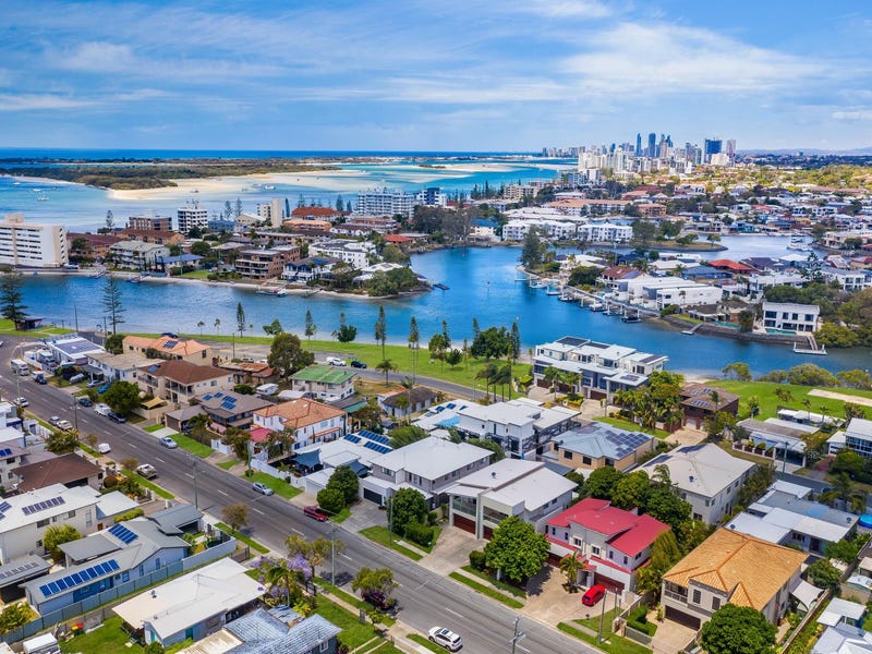 2/28 Ocean Street, Runaway Bay, Qld 4216 Townhouse for Sale