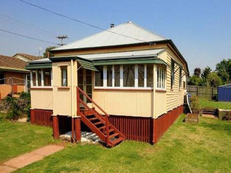 35 Ramsay Street, South Toowoomba, QLD 4350