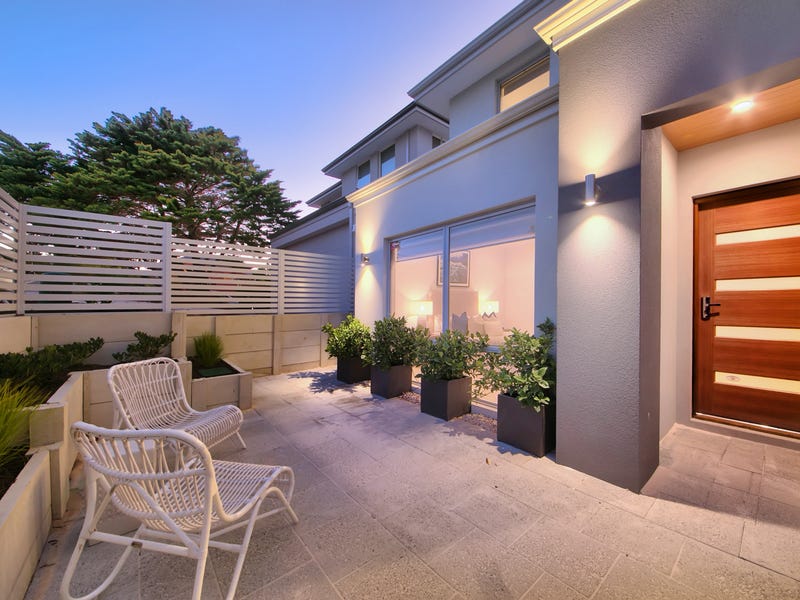 87 Stanley Street, Scarborough, WA 6019 Property Details