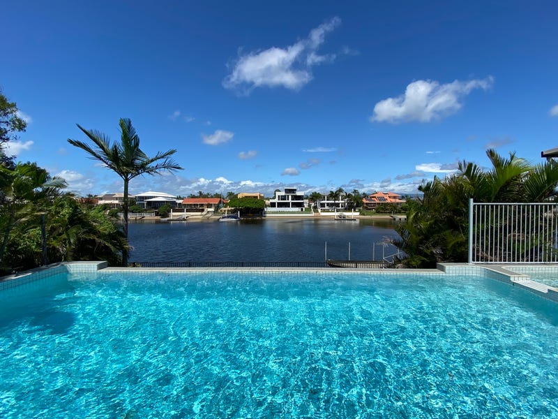 Houses for Sale in Mermaid Waters, QLD 4218