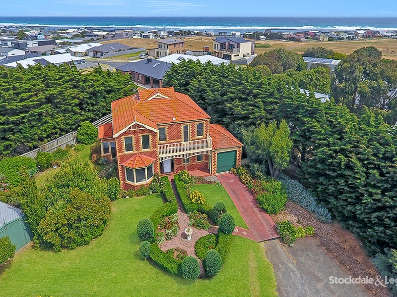 3A Thistle Place, Port Fairy, Vic 3284 House for Sale
