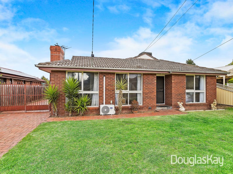 23 Revell Cres, St Albans, VIC 3021 - realestate.com.au