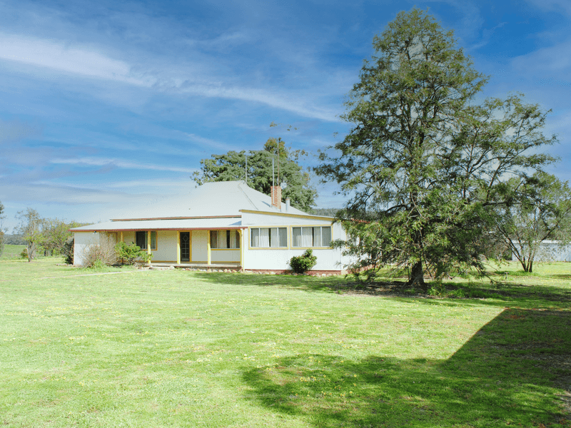 5933 Henry Parkes Way, Manildra, NSW 2865