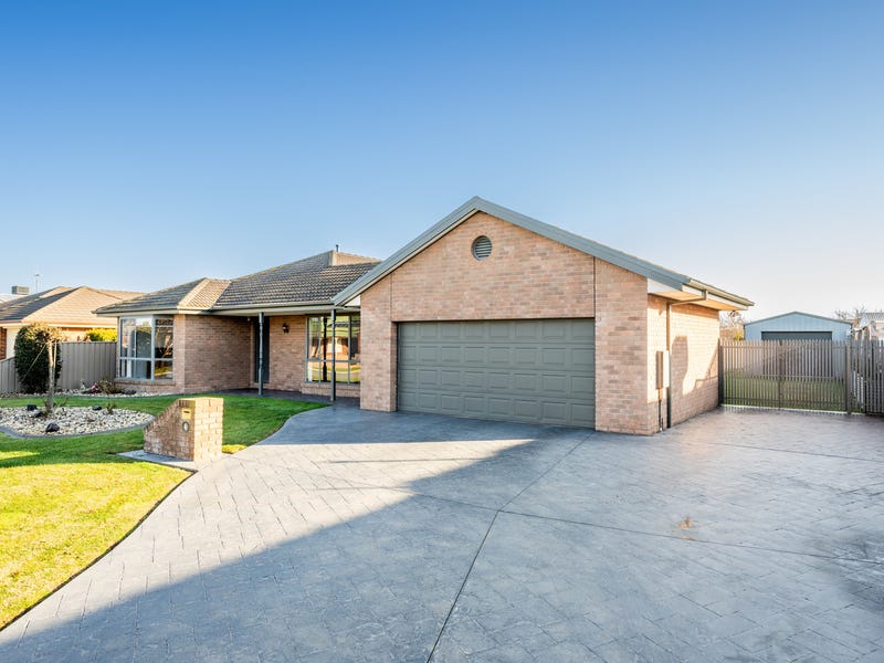 11 Romney Crescent, Shepparton, Vic 3630 Property Details