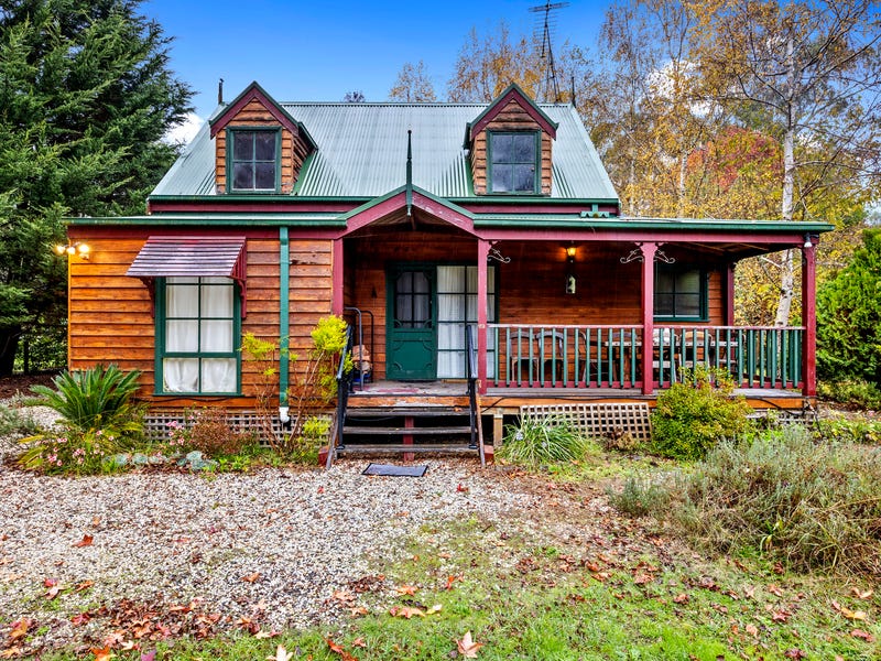 4 Ballina Court, Buxton, Vic 3711 House for Sale