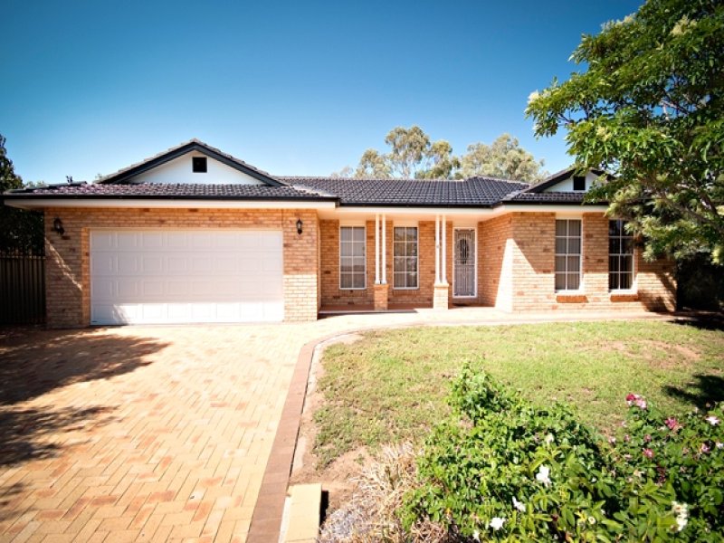 6 Cypress Point Drive, Dubbo, NSW 2830
