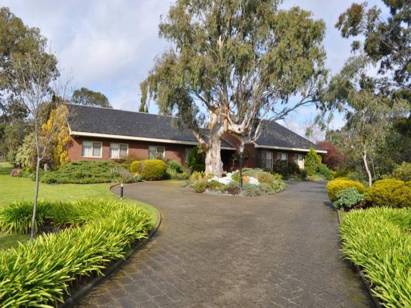 35 Carroll Lane, Greenvale, Vic 3059 Property Details