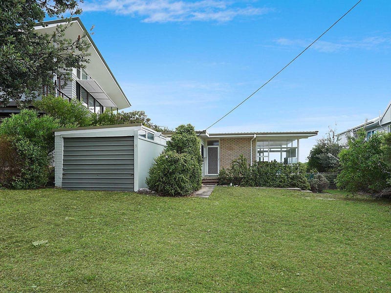 5 Pacific Drive, Swansea Heads, NSW 2281