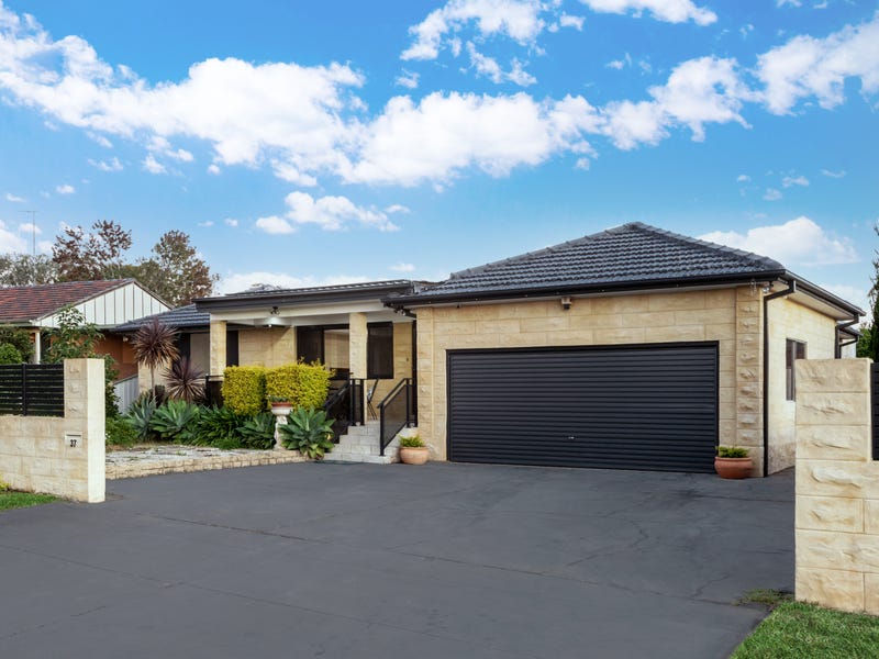 37 Lucas Avenue, Moorebank, NSW 2170 Property Details