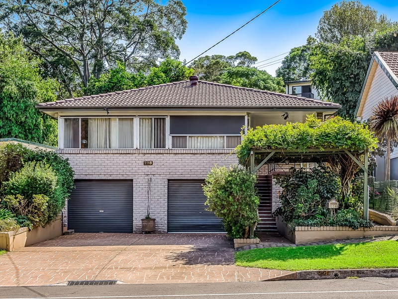 228 Gladstone Avenue, Mount Saint Thomas, NSW 2500