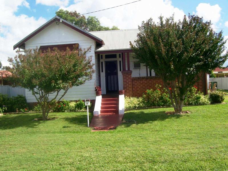 15 Chidgey Street, Cessnock, NSW 2325 Property Details