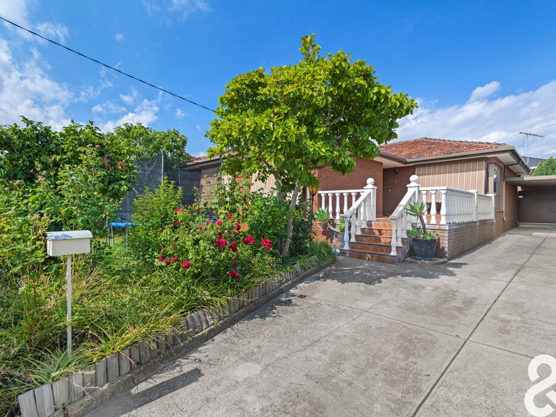 4 Woodleigh Street, Thomastown, Vic 3074 - Property Details