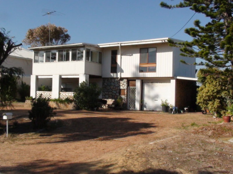 2 Treasure Road, Singleton, WA 6175 - Property Details