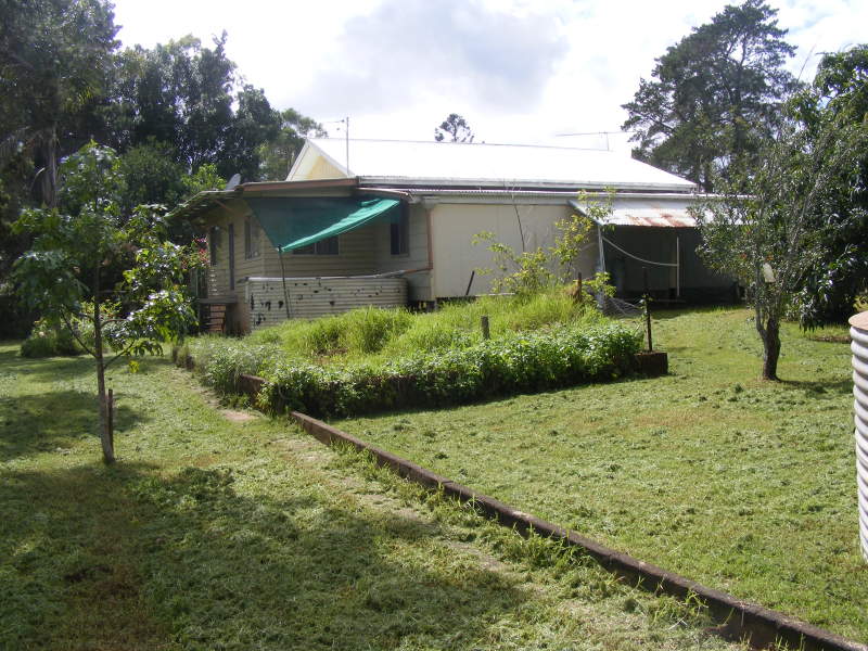 260 Upper Yarraman Road, Upper Yarraman, QLD 4614