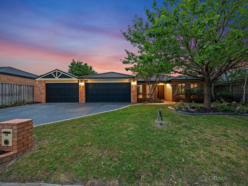 13 Brookland Greens Boulevard, Cranbourne, Vic 3977 Property Details