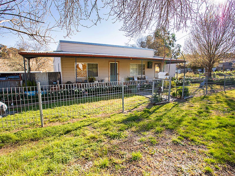 4446 Main Street (Darby's Falls), Cowra, NSW 2794 Property Details