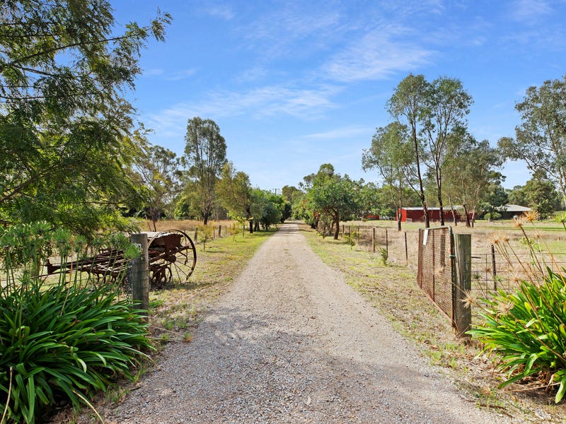 84 Dobson Road, Benalla, Vic 3672 Property Details