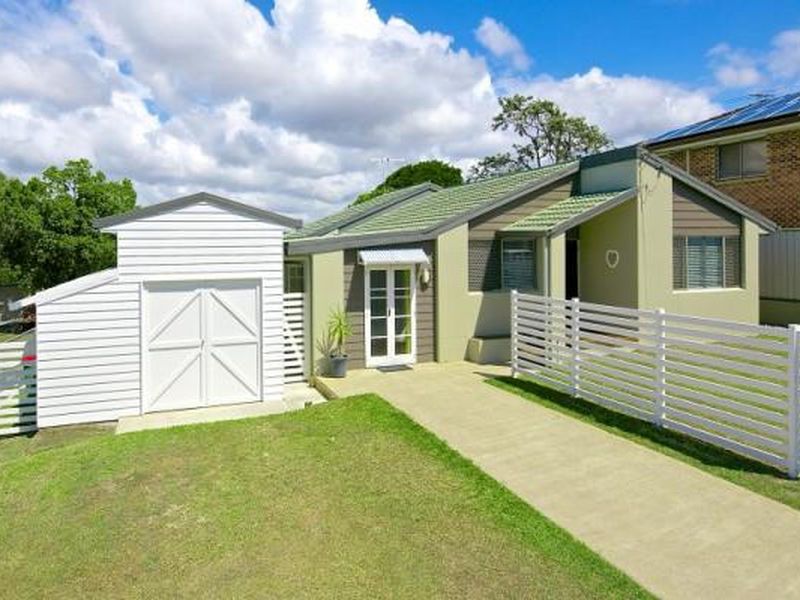 8 Lake View Drive, Thornlands, Qld 4164