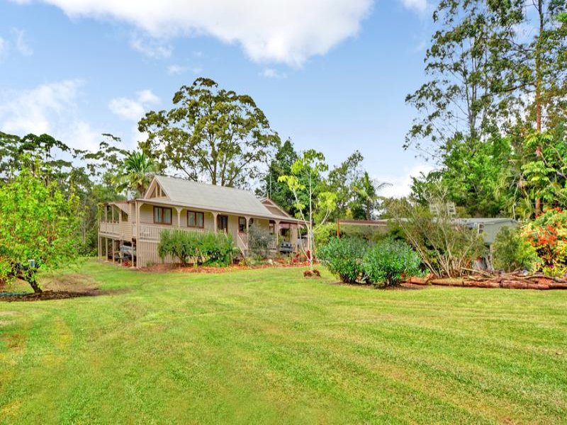 8 Calderwood Road, Landsborough, Qld 4550 Property Details