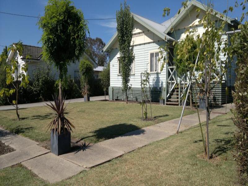 32 Carpenter Street, Maffra, VIC 3860