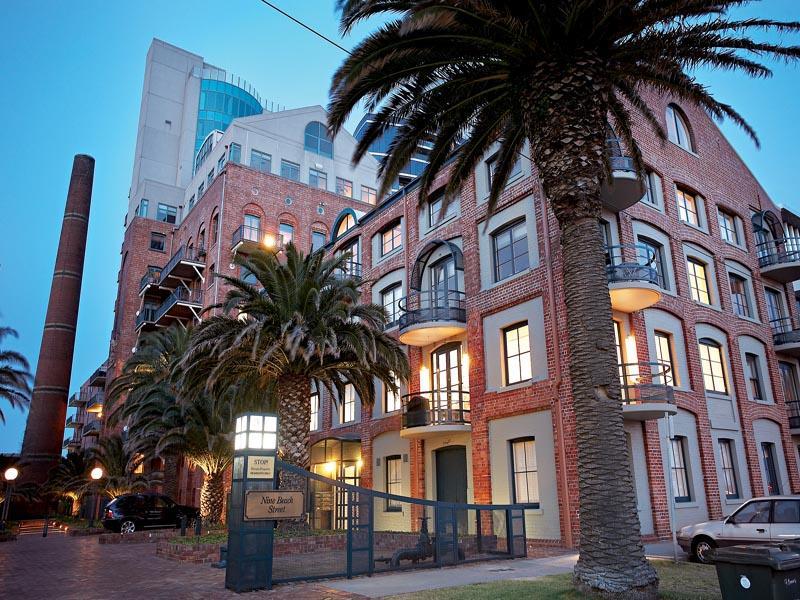 10A/9 Beach Street, Port Melbourne, VIC 3207