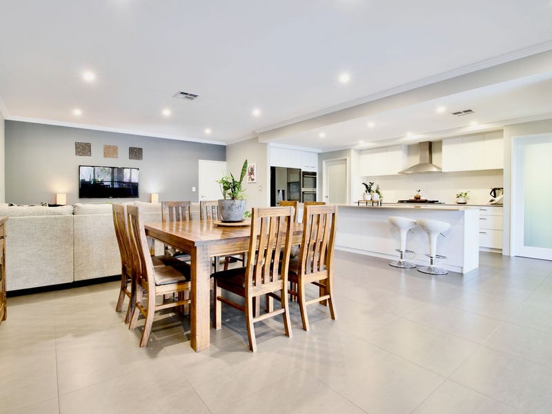 79 Saint James Drive, Baldivis, WA 6171 Property Details