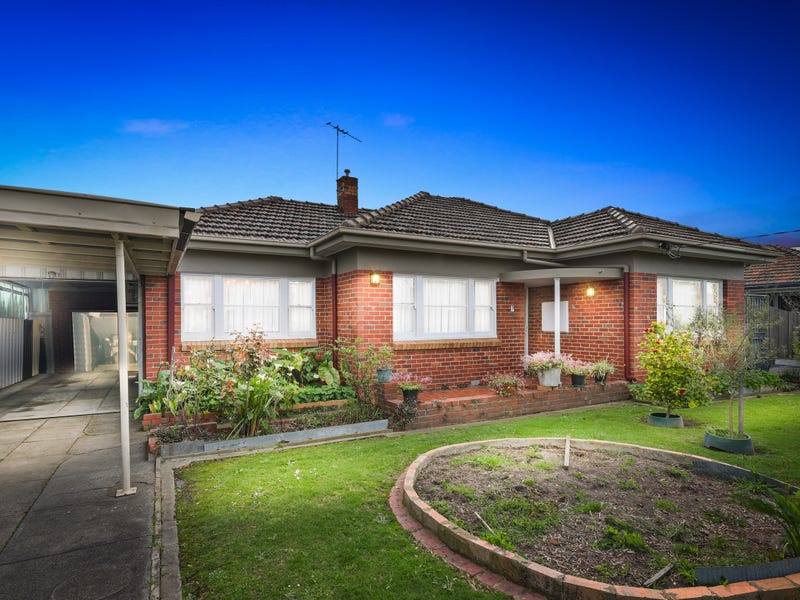 Real Estate & Property for Sale in 6 Farm Rd, Oakleigh South, VIC 3167