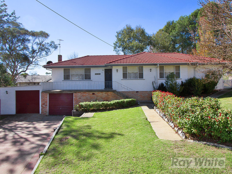 2 Baker Place, Armidale, NSW 2350