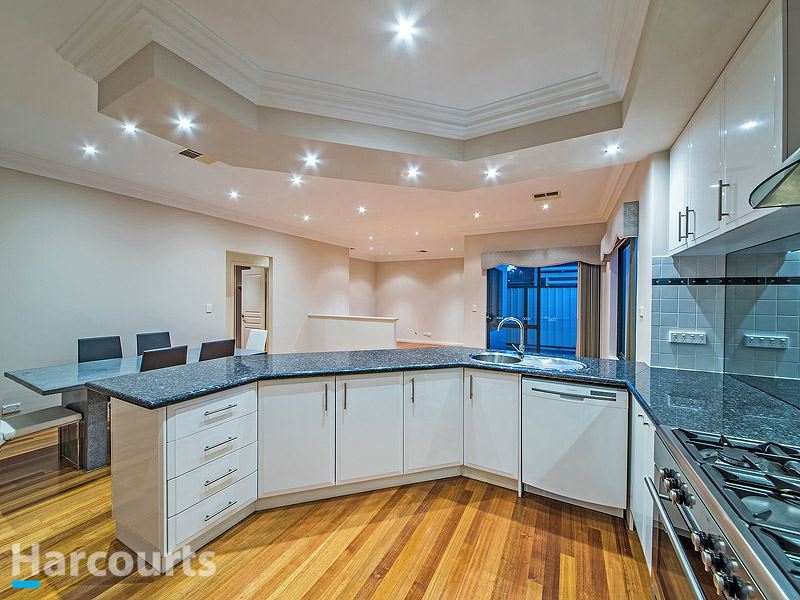 28A Windsor Place, Kallaroo, WA 6025 Property Details