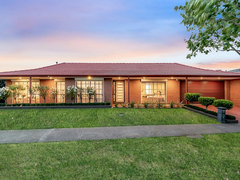 32 Newlyn Drive, Craigieburn, Vic 3064 Property Details