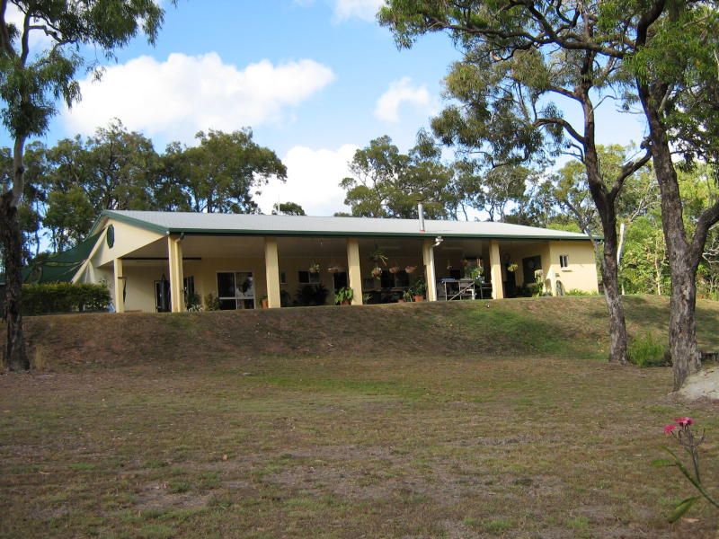 101 ANNAN ROAD, Cooktown, Qld 4895 Property Details