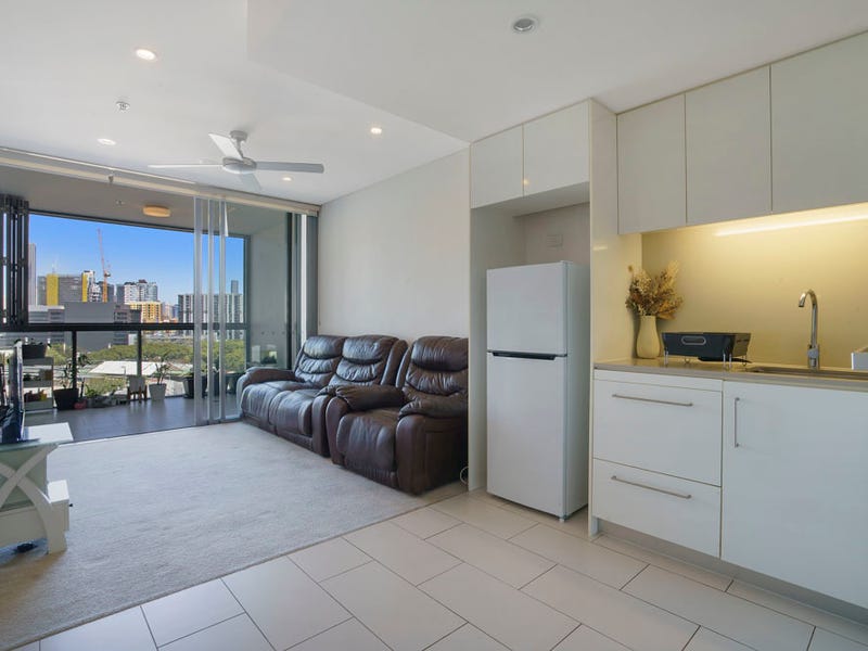 1051/16 Hamilton Place, Bowen Hills, QLD 4006