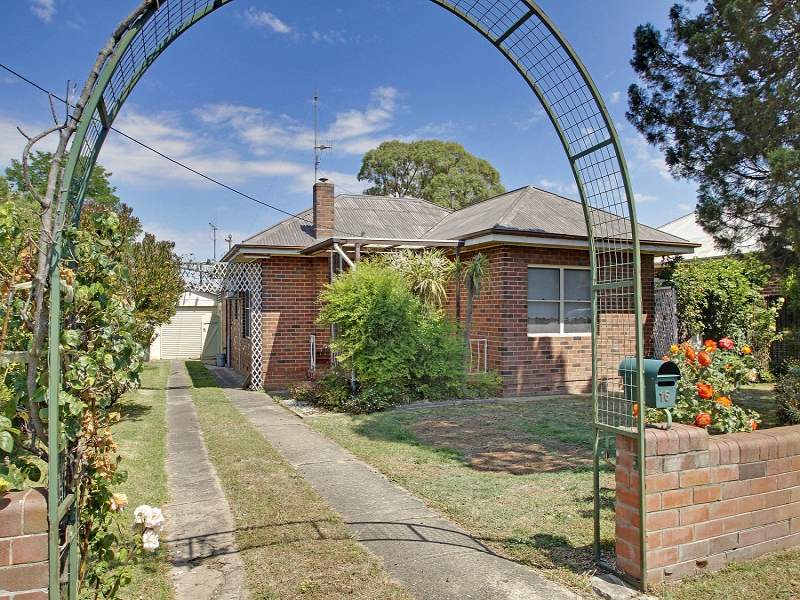 16 Wheatley Avenue, Goulburn, NSW 2580