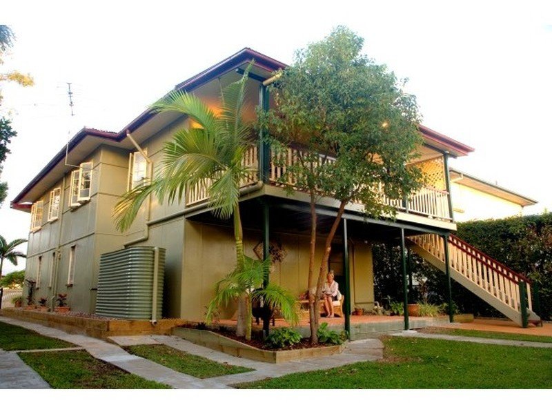 37 Shakespeare Street, Coorparoo, Qld 4151 Property Details