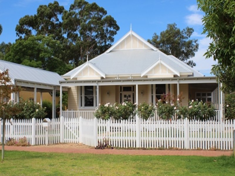 18 A East Street, Guildford, WA 6055 Property Details