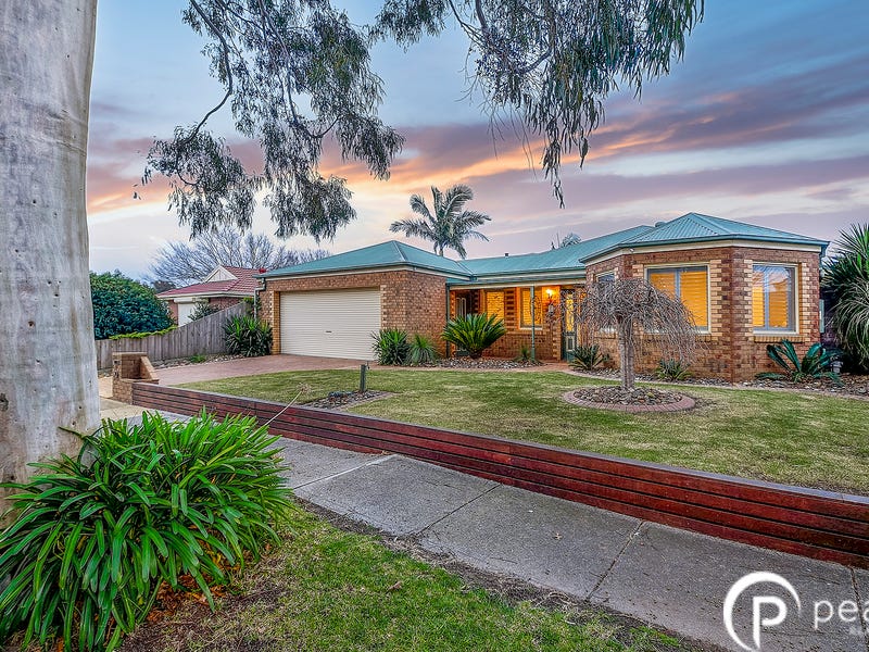 2 Buttonwood Court, Narre Warren South, VIC 3805