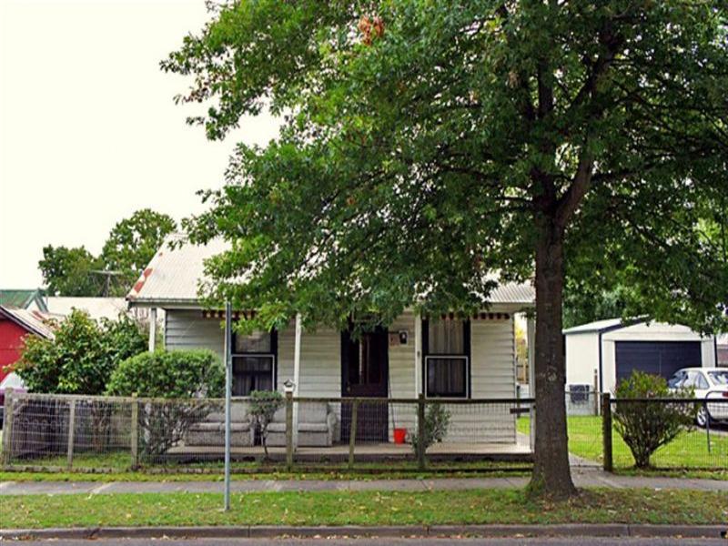 3 Drouin Road, Longwarry, Vic 3816 Property Details