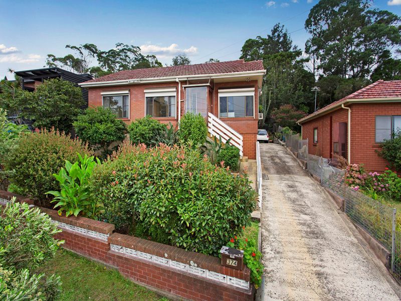 374 Northcliffe Drive, Lake Heights, NSW 2502 - realestate.com.au