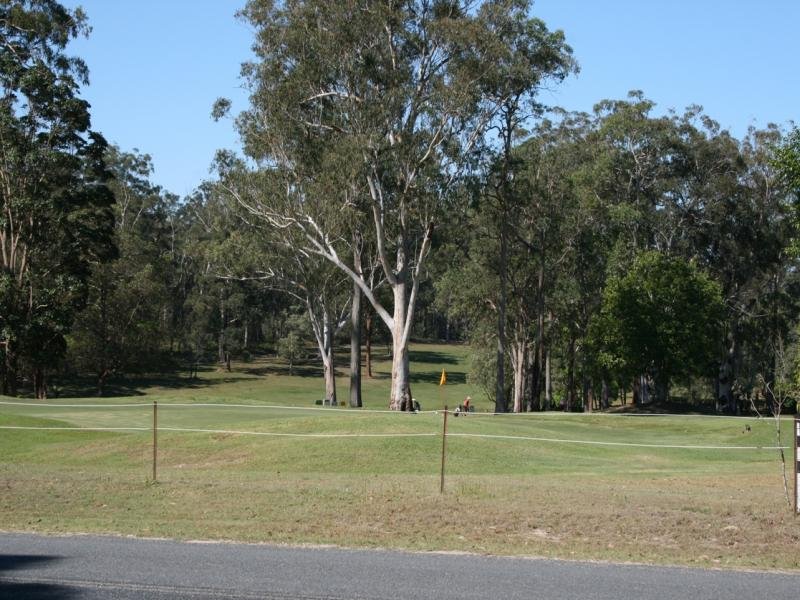 71 Golf Course Road, Woodford, QLD 4514