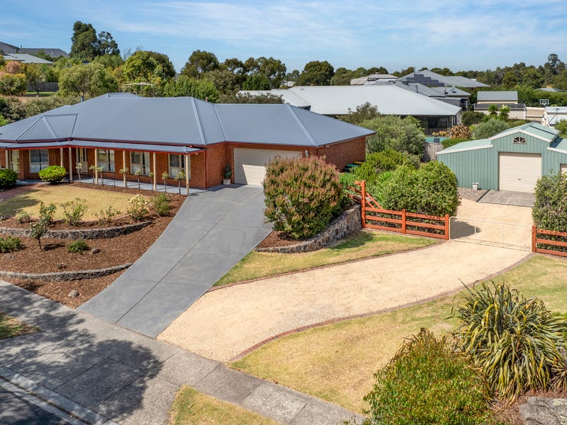 63 Laurimar Hill Drive, Doreen, VIC 3754