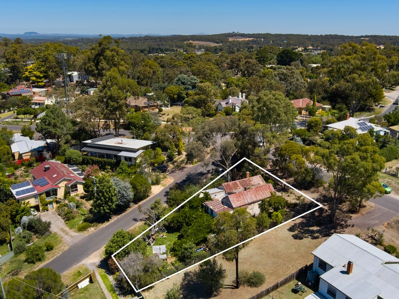 6 View Street, Castlemaine, Vic 3450 House for Sale
