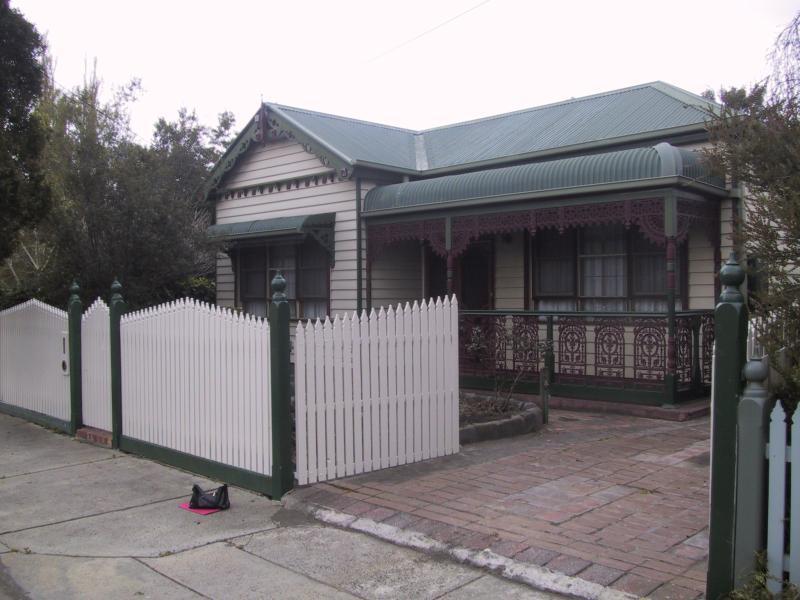 18 Knowles Street, Northcote, VIC 3070