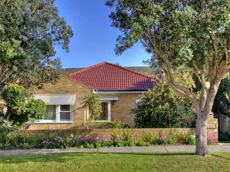 172 Brooks Street, Bar Beach, NSW 2300