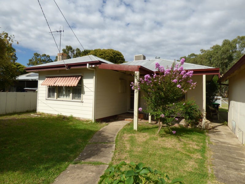 12 Lily Street, Violet Town, VIC 3669