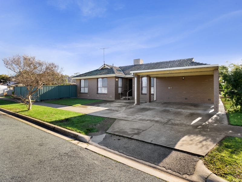 1 Spink Avenue, Wangaratta, Vic 3677 House for Sale