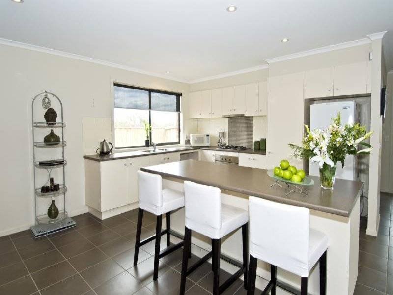 31 Timbertop Drive, Doreen, Vic 3754 Property Details