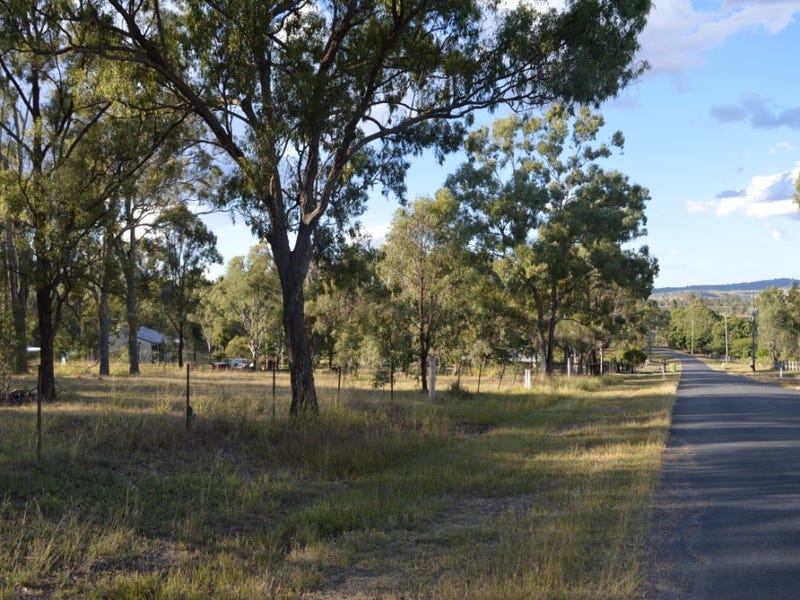 12 Brown Court, Laidley Heights, QLD 4341