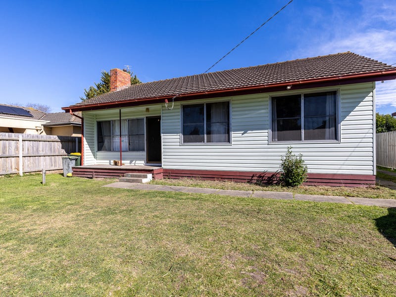 33 Buckley Street, Sale, Vic 3850 House for Sale