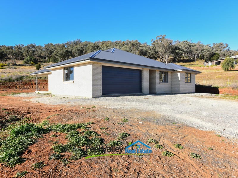 60 Flagstaff Road, North Tamworth, NSW 2340