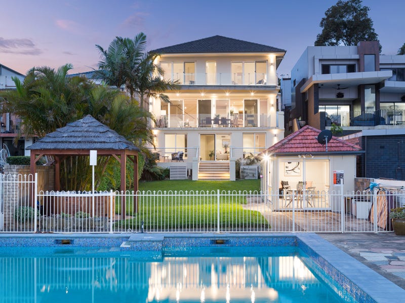 12 Townson Street, Blakehurst, NSW 2221